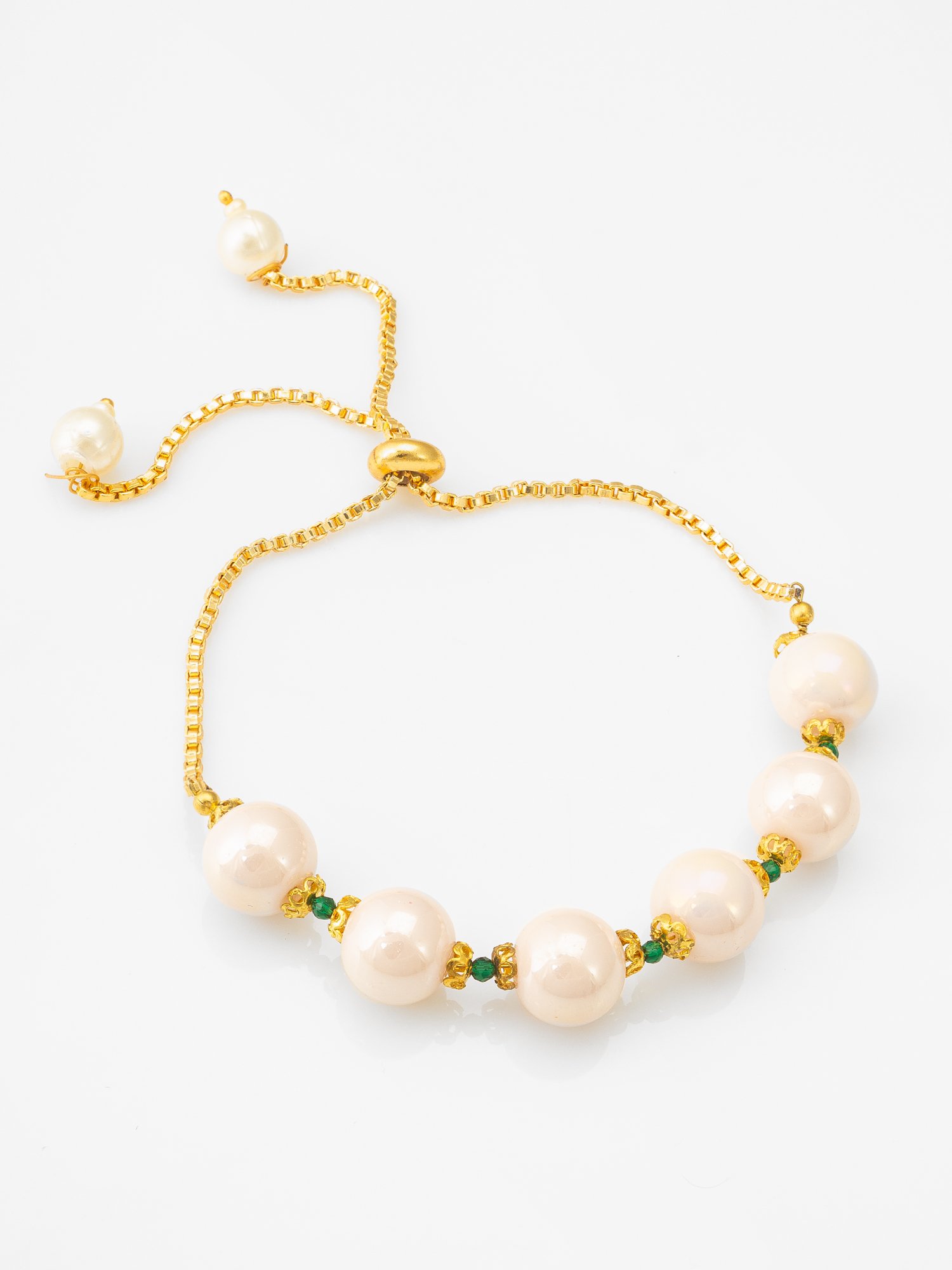 Golden Enchantment Necklace Set – A Glimmering Touch of Class