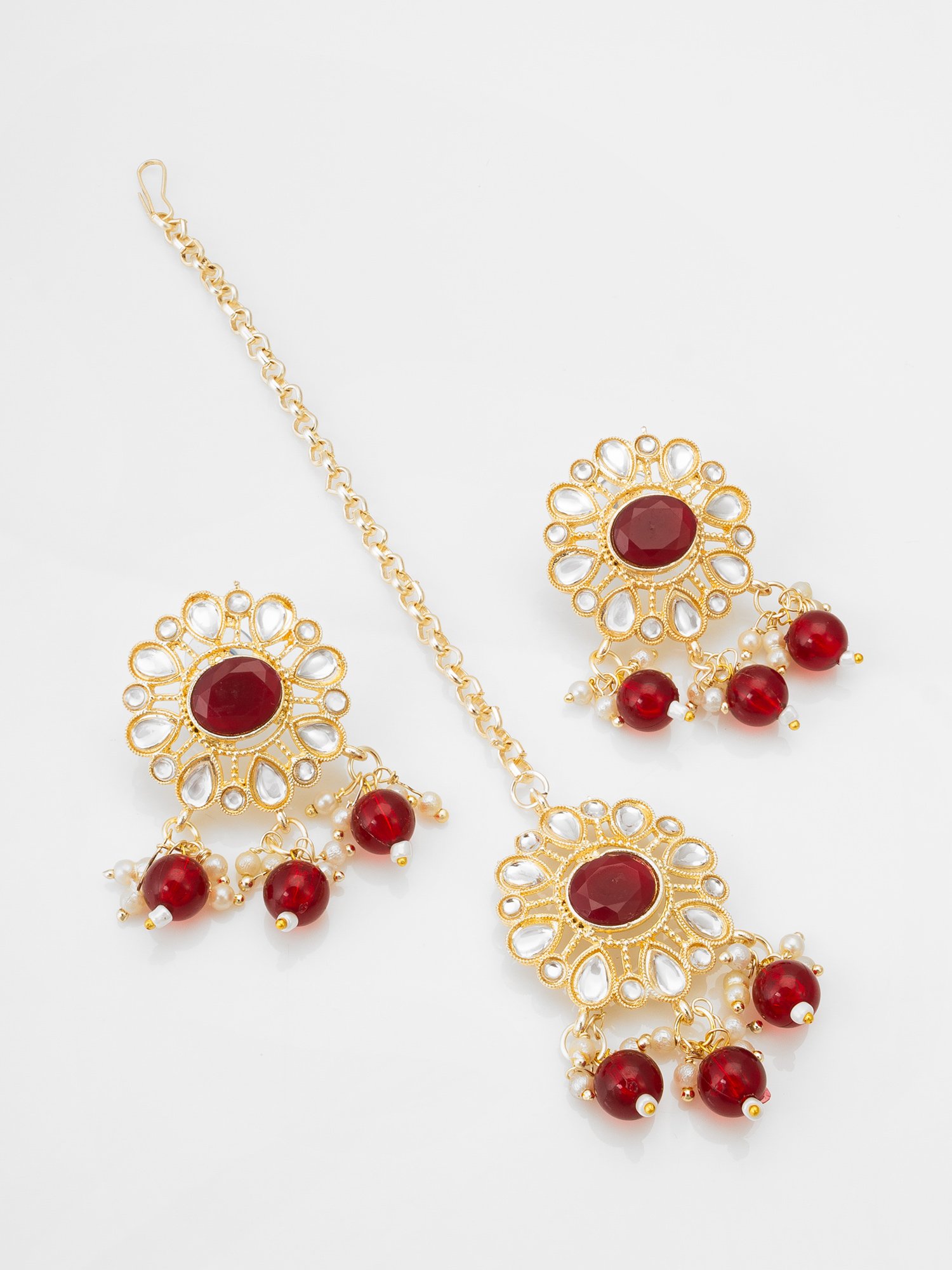 Golden Allure Necklace Set – Add Glamour to Your Glamorous Night